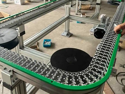  柔性鏈輸送線的優(yōu)點(diǎn)有哪些？